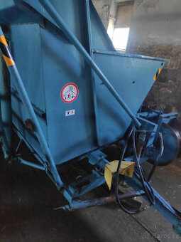 BRAMBOROVÝ KOMBAJN BOLKO Z 643-PERFEKTNÍ STAV