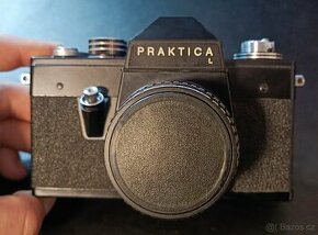 Prodám analogový fotoaparát Praktika L s příslušenstvím - 1
