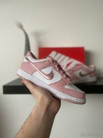 Nike Dunk Low Pink Velvet - 1