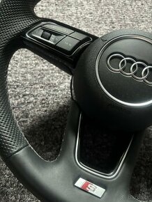 Multifunkční volant s airbagem - Audi