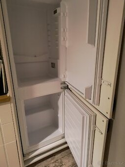 Vestavěná lednice IKEA