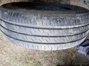 Pneu 185/65R15 KUMHO včetně disků - 1