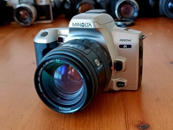 MINOLTA  Alpha 360si (Minolta 35-105 Zoom) - 1990