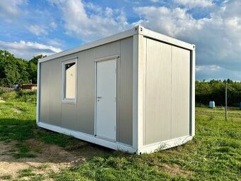 Obytný kontejner o rozměru 5,8 x 2,45 m , včetně vybavení