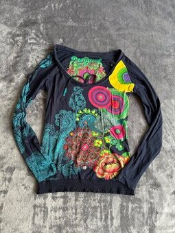 Desigual vzorované triko s dlouhým rukávem velikost M - 1