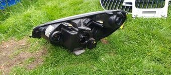 Světlo na Ford-smax galaxi