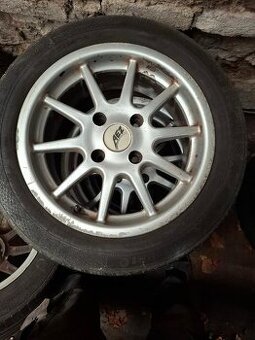 Prodám 4 ks starších AL disků AEZ na Volvo V40 a Mitsubushi