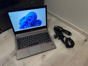 Fujitsu LifeBook E736 – i7 | 8GB RAM | 256GB SSD | W11