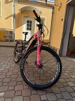 Dámské elektrokolo MTF s motorem Bafang