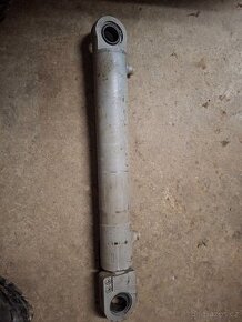 Hydraulicky valec - 1