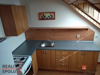 Pronájem, byty/2+kk, 75 m2, třída Spojenců 533/30, Předměstí