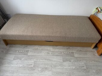 Jednolůžková postel, válenda s úložným místem