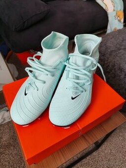 Kopačky Nike Phantom Luna 2 Academy FG/MG