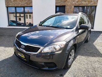 Kia Ceed 1.4i 66kW, r.v. 3/2011, najeto 146.688km
