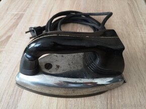 Starožitná žehlička Elektro Praga Typ 201