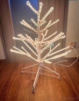 Svítící vánoční stromeček