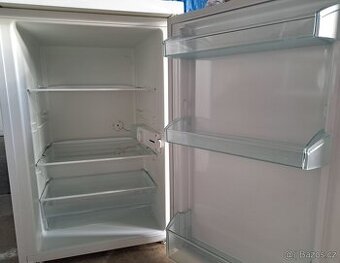 Lednice bez mrazáku Liebherr.