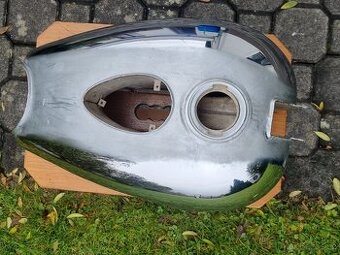Jawa pérák FJ - originál nádrž v chromu.