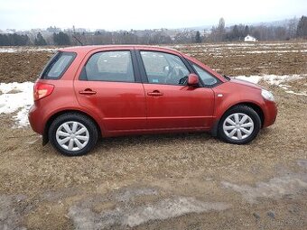 Suzuki SX4 - 1