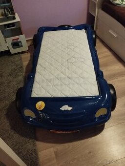 Prodám dětskou postel autíčko