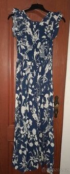 Krásné šaty vel M