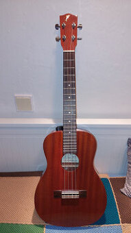 Barytonové ukulele MAHIMAHI MB-7G