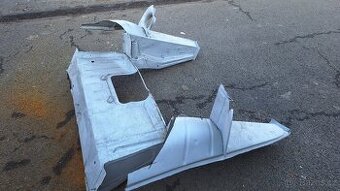 Skoda 110r zadni cast