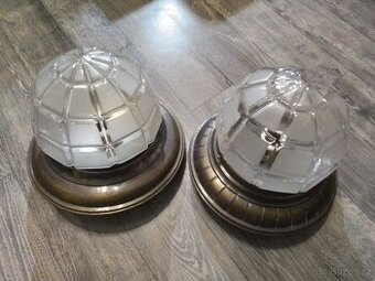 Stará stropní svítidla