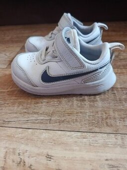 Dětské boty NIKE - velikost 22