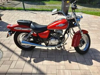 Suzuki GZ125 Marauder