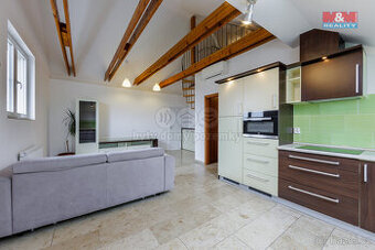 Prodej bytu 4+kk s garáží, 70 m², Karlovy Vary, ul. Husova