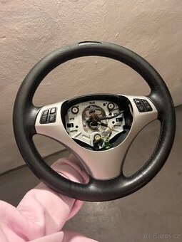 Volant BMW E90