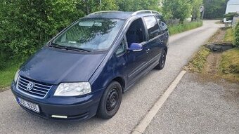 Dily z VW Sharan
