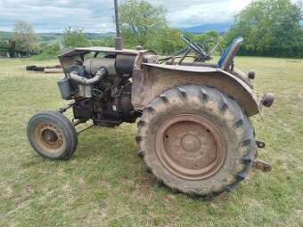Traktor škoda 30