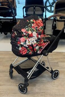 Cybex Mios korbička i sporotvní sezení