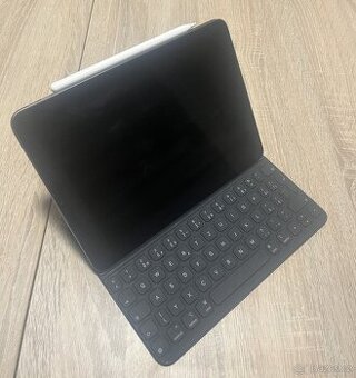 iPad Air (5th generation)+Apple Pencil+Apple Smart Keyboard