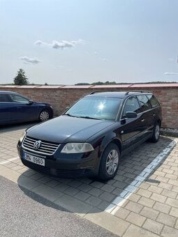 Volkswagen Passat 1.9 TDI 96kW – funkční klima, BT rádio, ST
