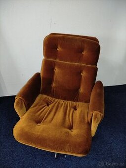 Otočné křeslo Gerald Neusser 1970 Interiér Praha - 1