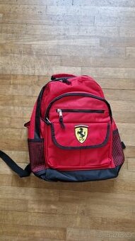 Batoh Ferrari