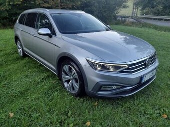Volkswagen Passat Alltrack model 2020 140 KW Webasto DPH