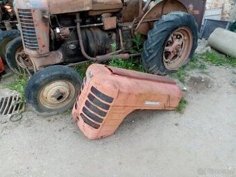 Kapota zetor 3011