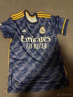 Prodam dres vinicius jr. Real madrid velikost L