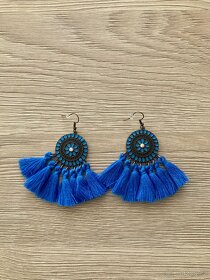 Krásné modré náušnice s třásněmi
