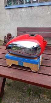 Nádrž Jawa 250/350 Panelka/Sport