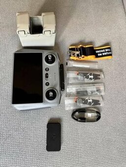 DJI Mini 4 Pro Fly More Combo