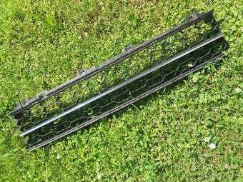 SUPERB III.  - MŘÍŽKA NÁRAZNÍKU  3V0 853 677