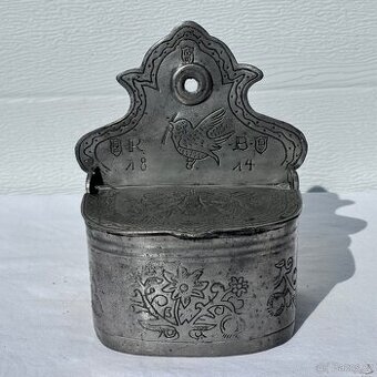 Starožitná cínová slánka s rokem 1814