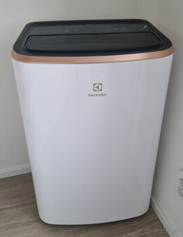 Mobilní klimatizace Electrolux EXP26U758CW - 1
