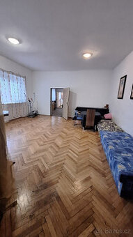 Pronájem bytu 3+kk 70 m² Národních hrdinů, Břeclav - 1