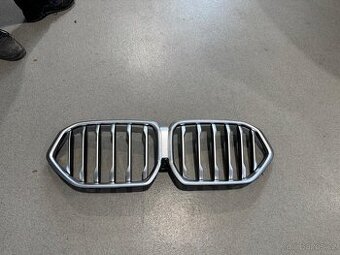 Přední podsvícená maska BMW X6